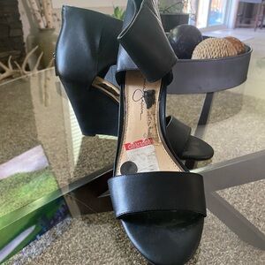 Jessica Simpson Black leather wedge sandal
